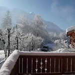 Chalet Altitude 1057