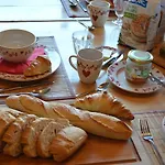 Chalet Altitude 1057 *