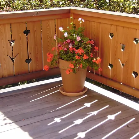 Altitude 1057 Шале