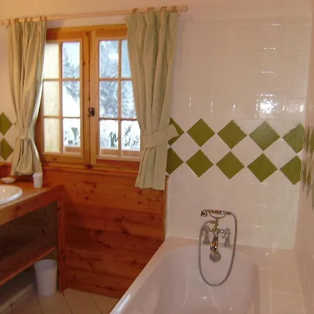 Altitude 1057 Chalet