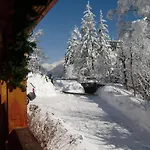 Altitude 1057 *