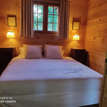 Altitude 1057 Alpesi faház *