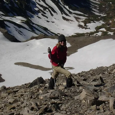 Altitude 1057 Alpesi faház